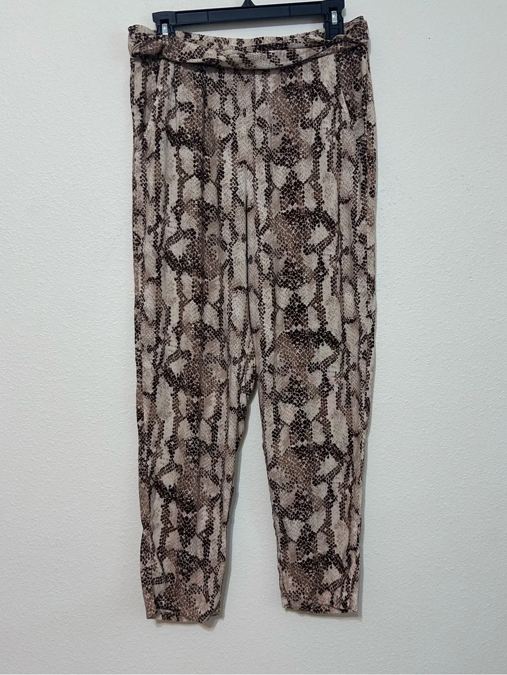 Justice Girls Snakeskin Print Rayon Pants Size 18 NWT